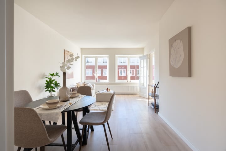 Foto 5 van James Cookstraat 36-2