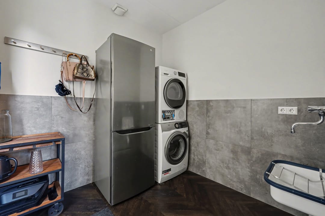 Photo 23 of Anemoonstraat 10