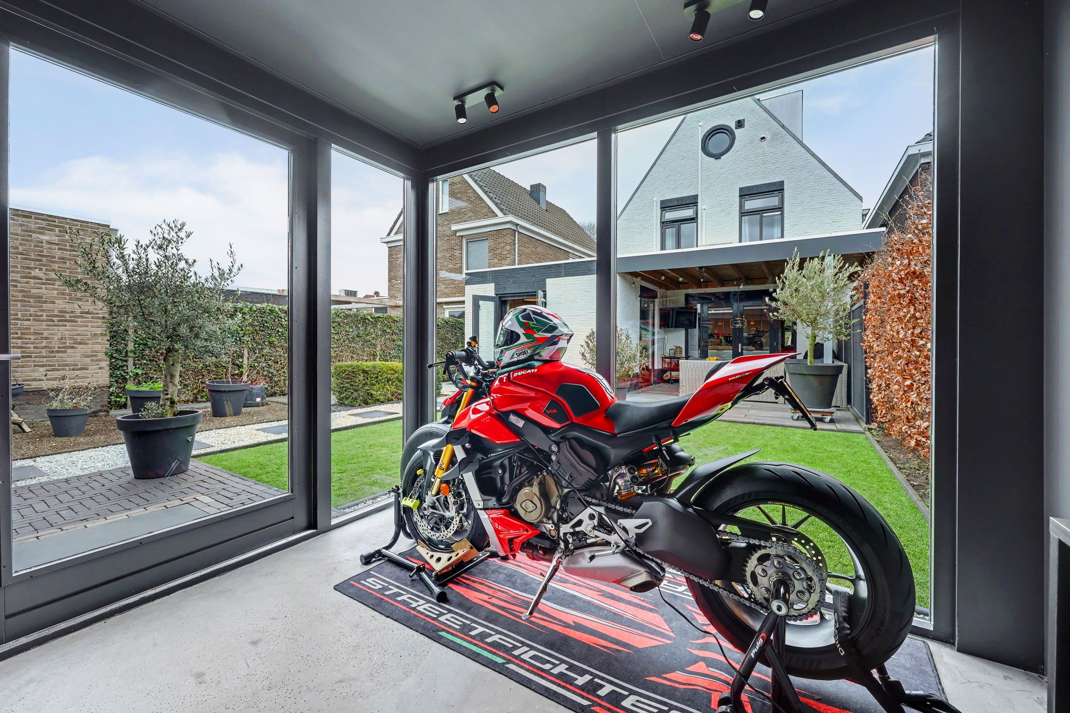 Photo 54 of Anemoonstraat 10