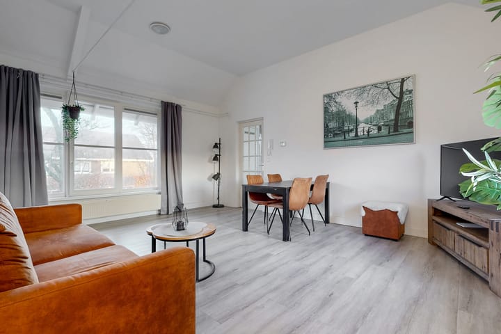 Photo 9 of Ophelialaan 68-B