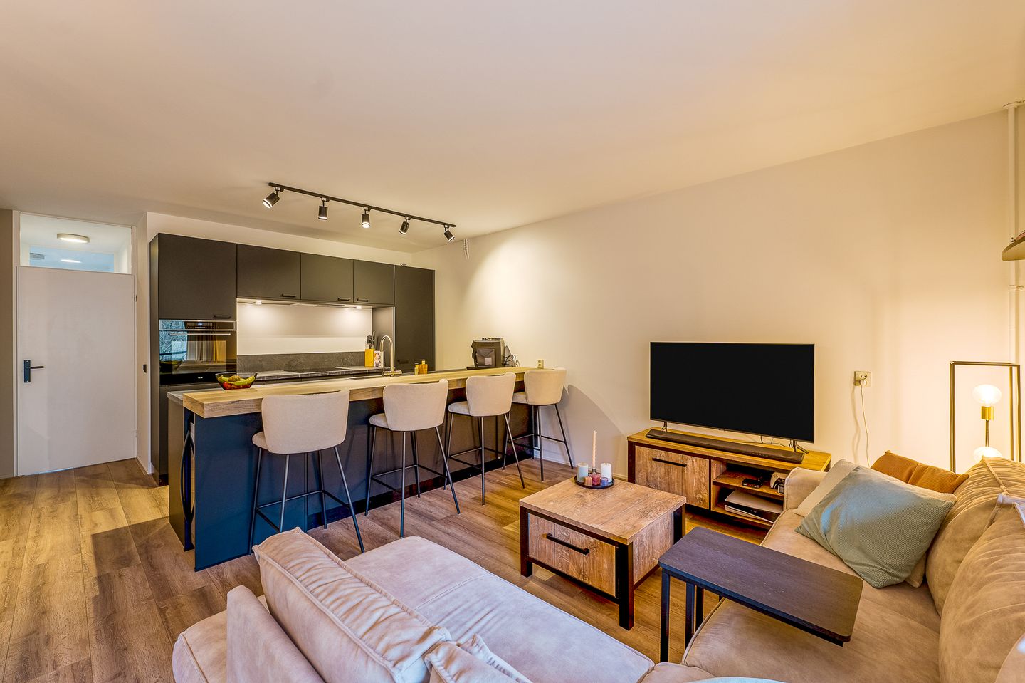 Foto 19 van Vaartweg 190-27