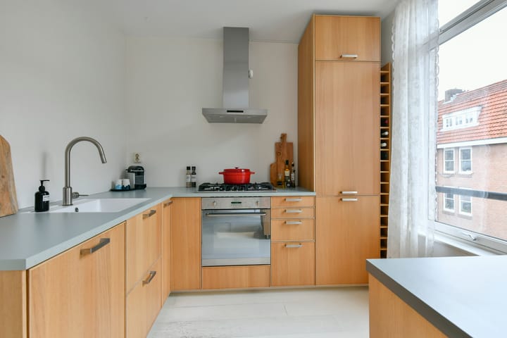 Foto 6 van Lutmastraat 77-2