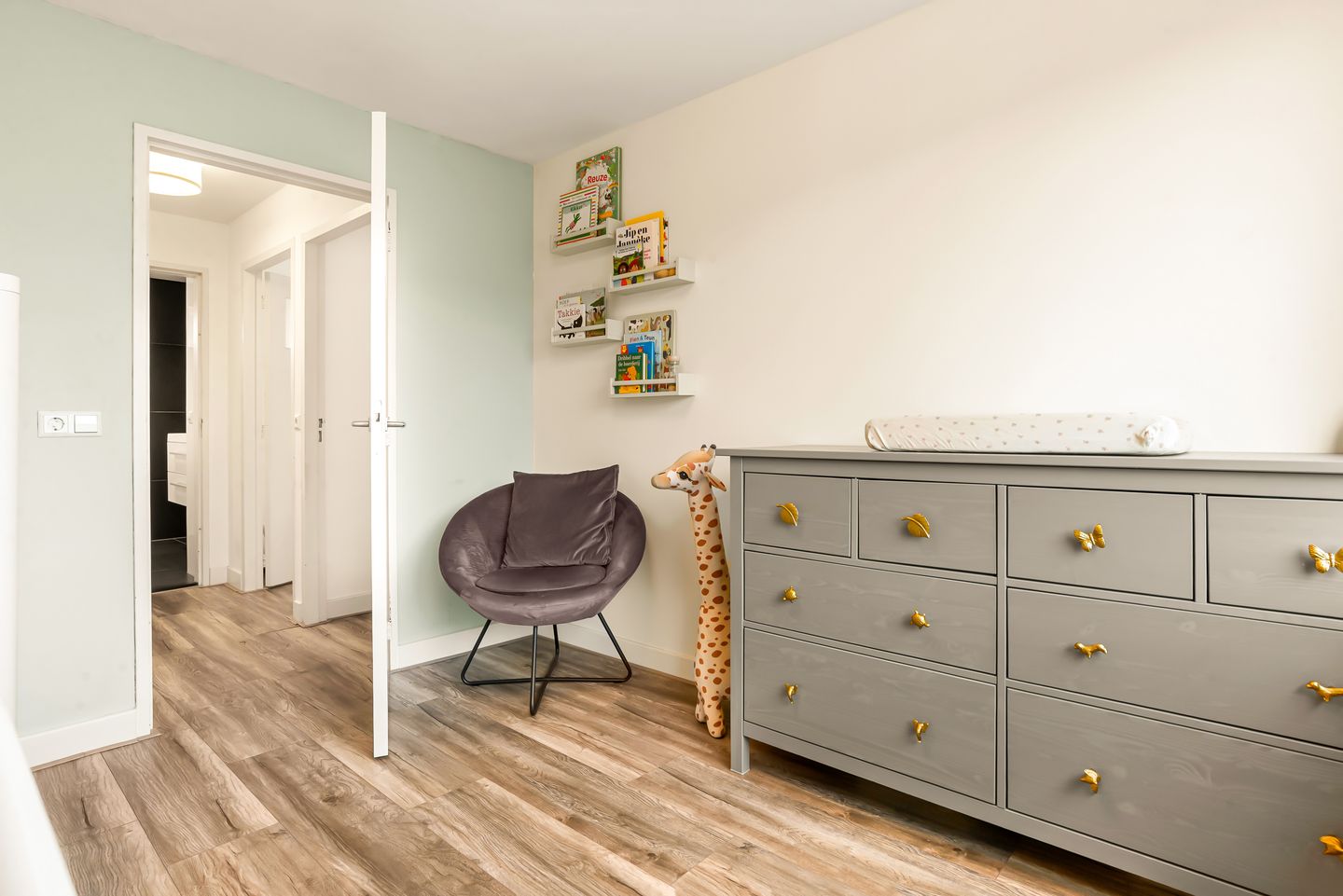 Photo 34 of Martin Luther Kingstraat 11