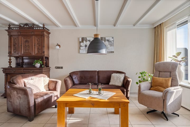 Photo 3 of Kanaalstraat 104