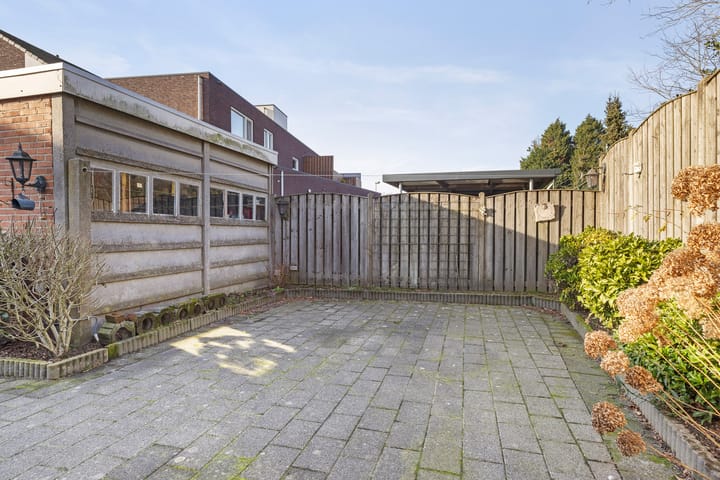 Foto 36 van Kanaalstraat 104