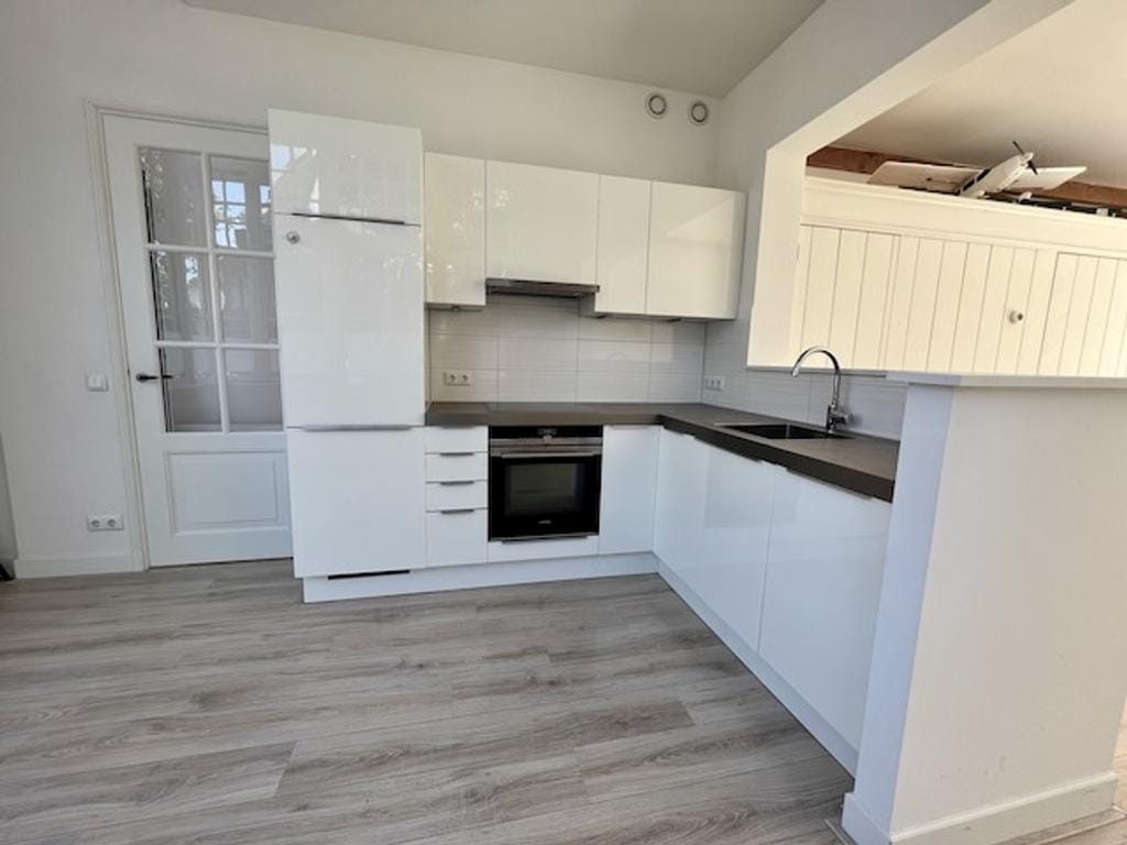 Photo 3 of Wilhelminaplein 4