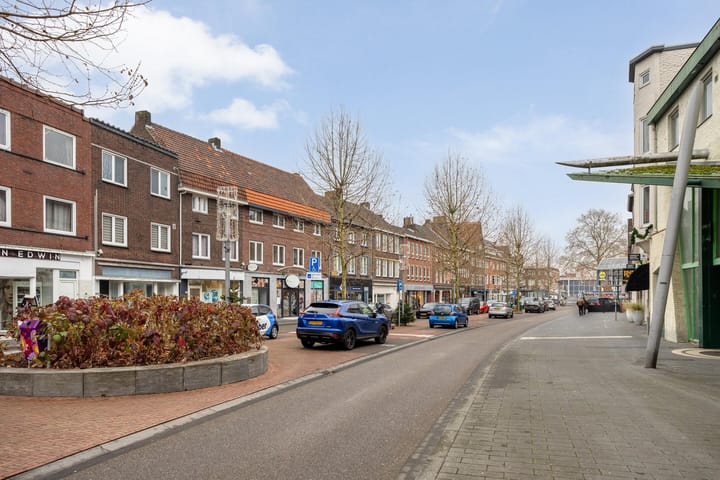 Foto 28 van Annastraat 45