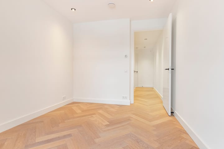 Foto 12 van Kostverlorenhof 185