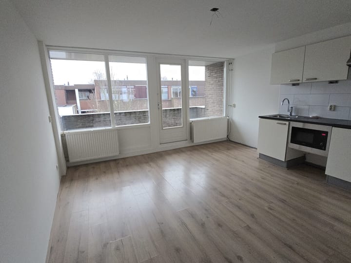 Photo 2 of Burgemeester Mooijstraat 27-D