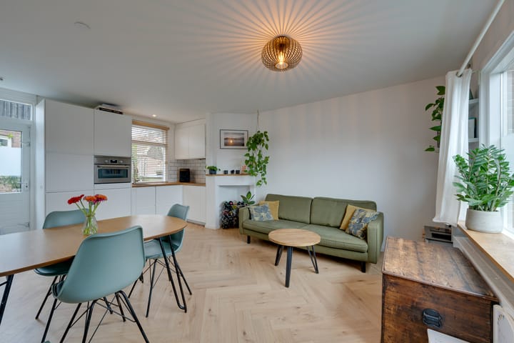 Photo 2 of Distelweg 56