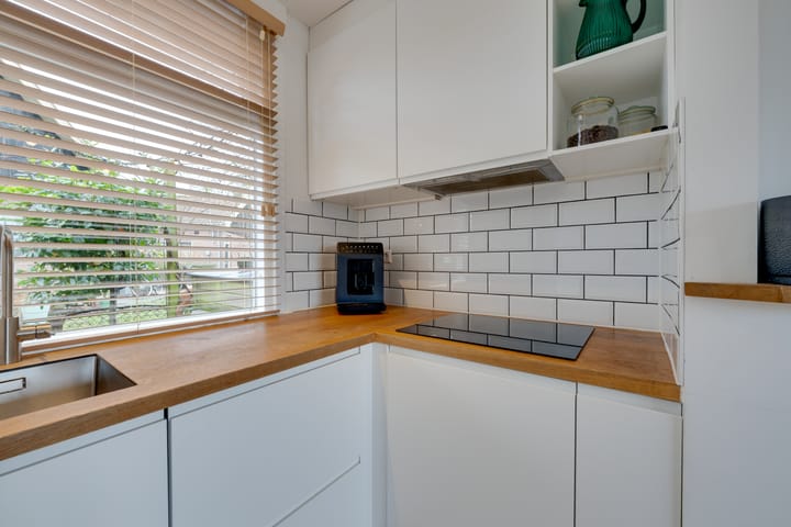 Foto 12 van Distelweg 56