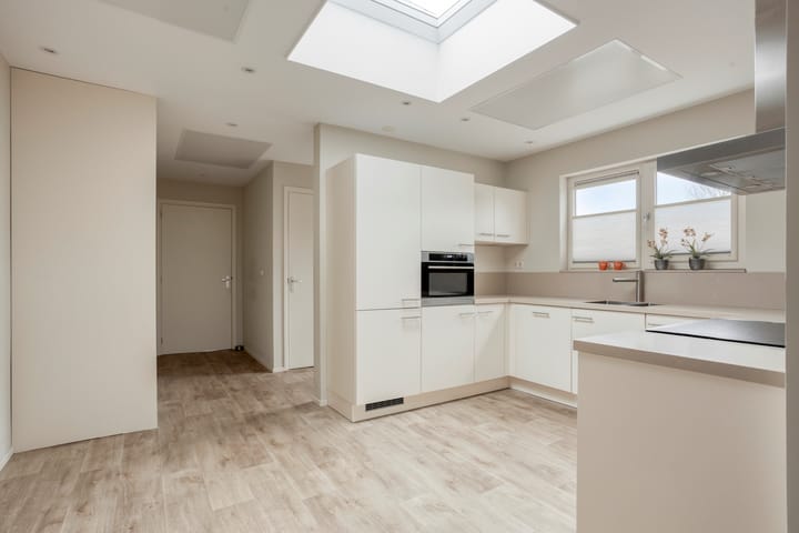 Foto 16 van Heldersestraat 14