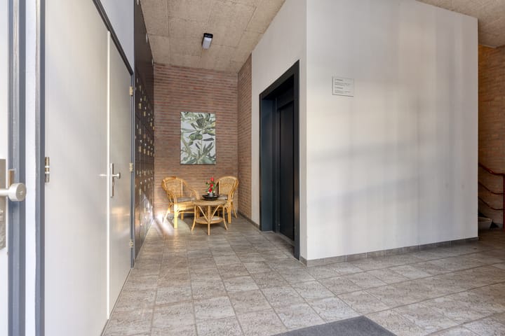 Photo 3 of Postelstraat 12-B