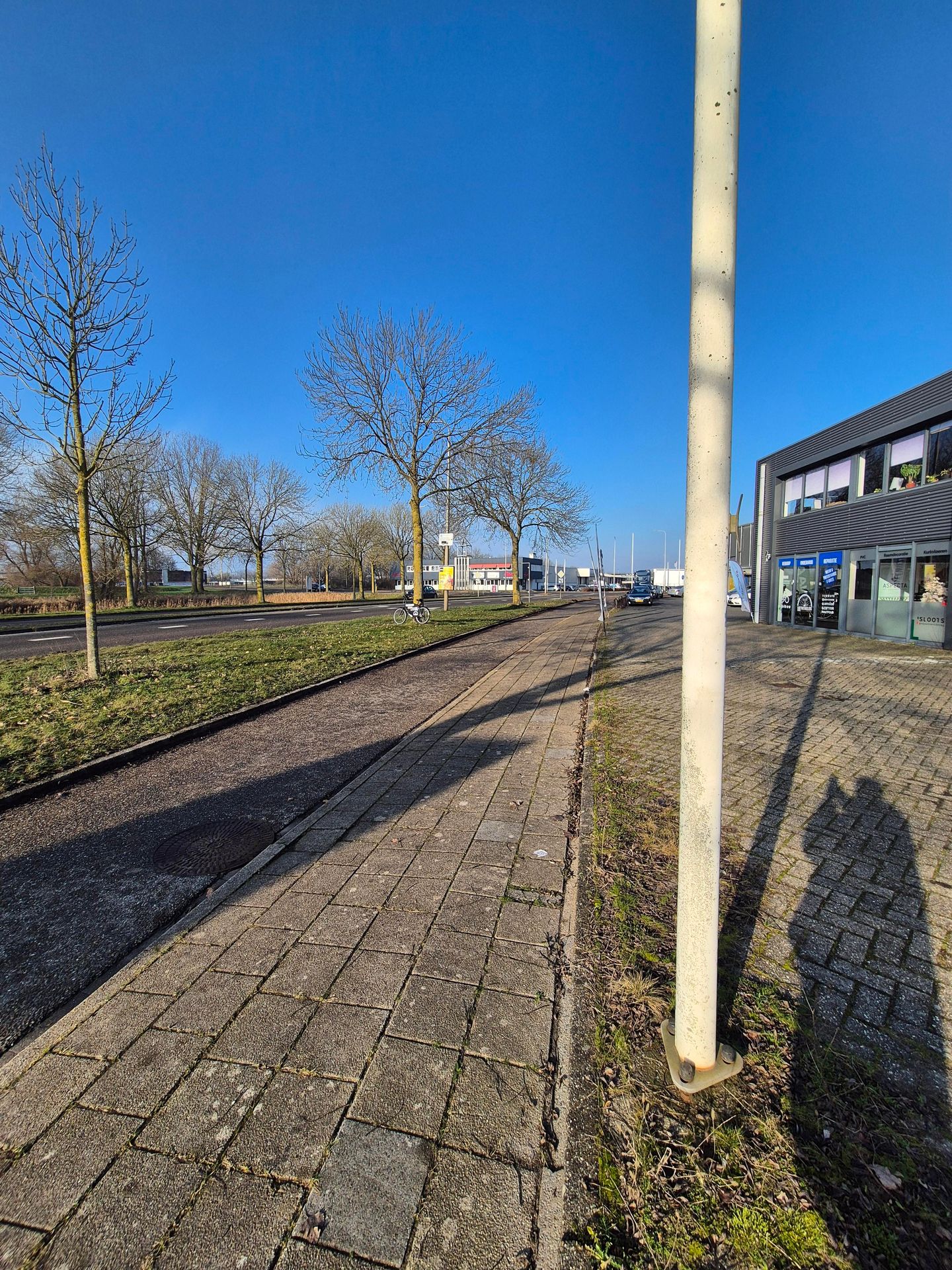 View photo 5 of Newtonweg 1