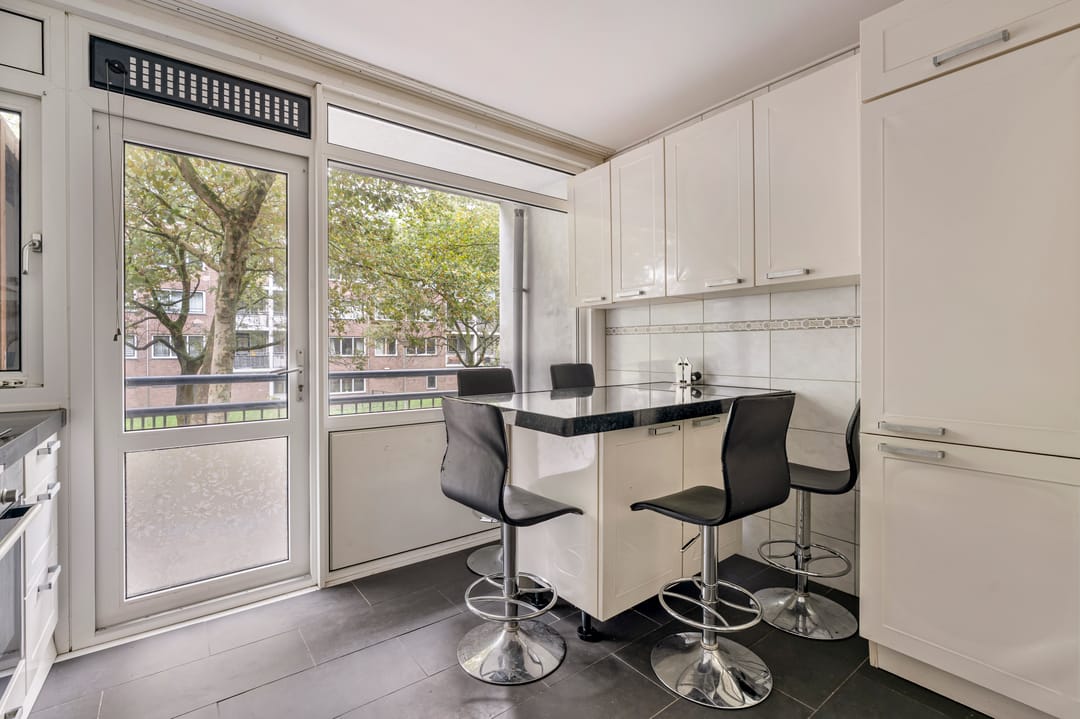 Foto 13 van Overveenstraat 28