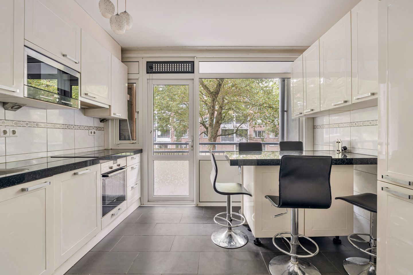 Foto 14 van Overveenstraat 28