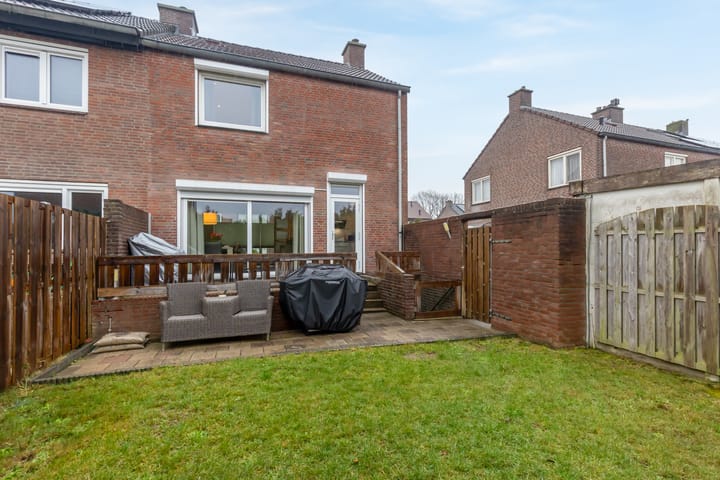 Foto 24 van Salesianenstraat 13