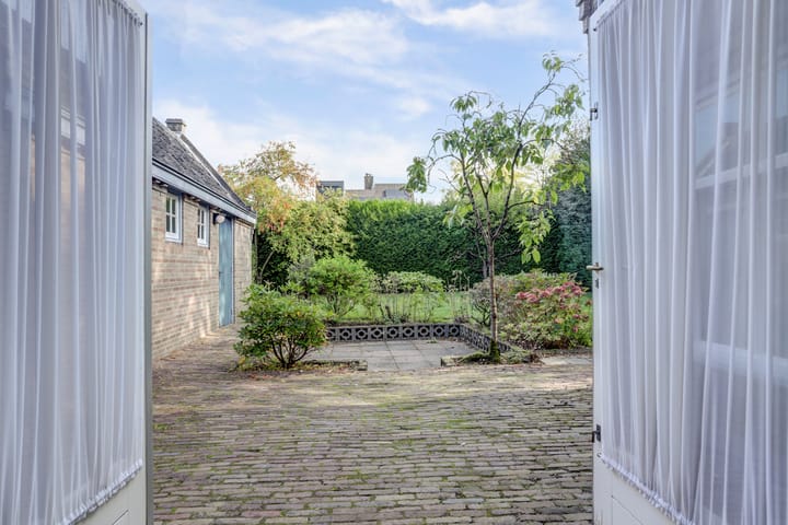 Foto 15 van Willibrorduslaan 80