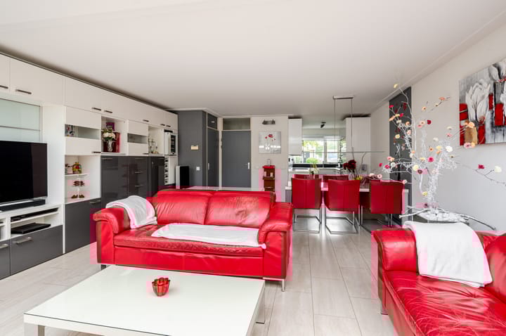 Photo 12 of Truffautstraat 48