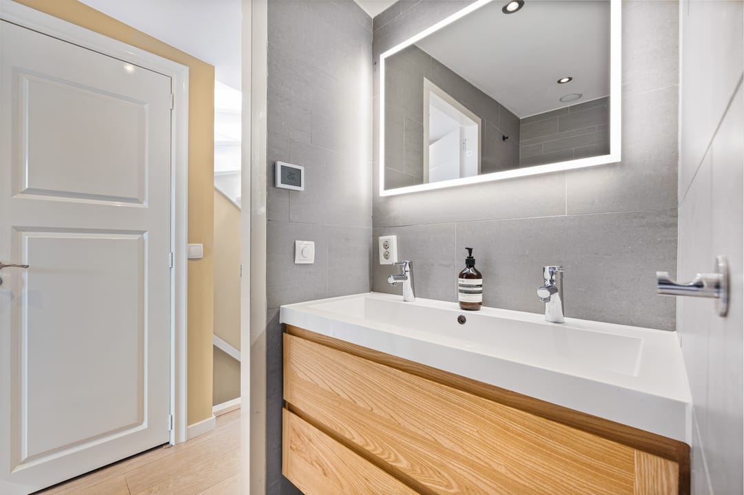 Foto 31 van Fannius Scholtenstraat 61-C