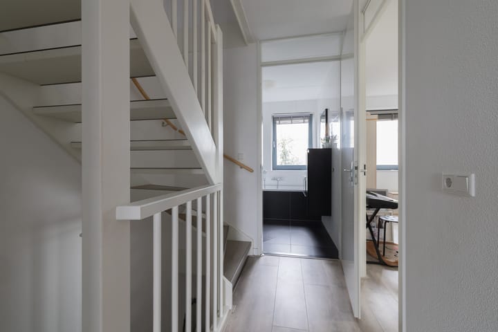 Foto 24 van Weegbree 28