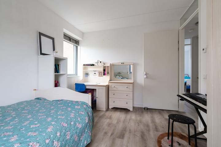 Foto 29 van Weegbree 28