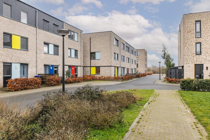 Foto 45 van Weegbree 28