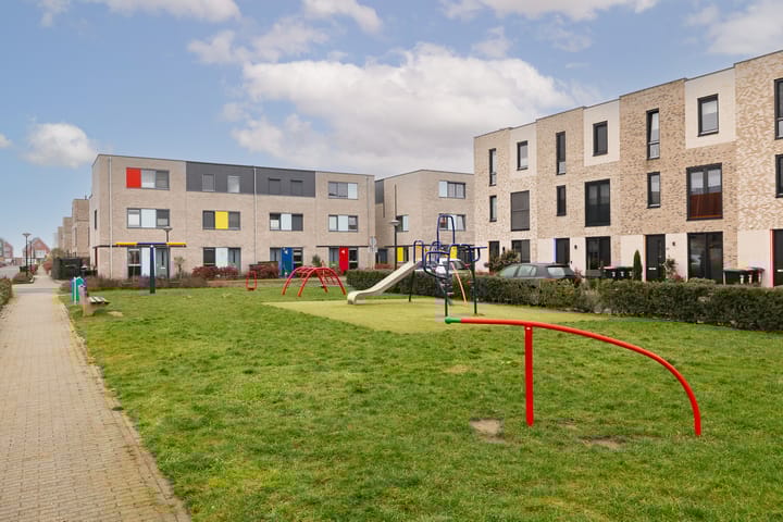 Foto 46 van Weegbree 28