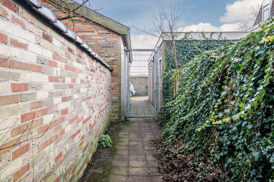 Photo 52 of Lindenlaan 66