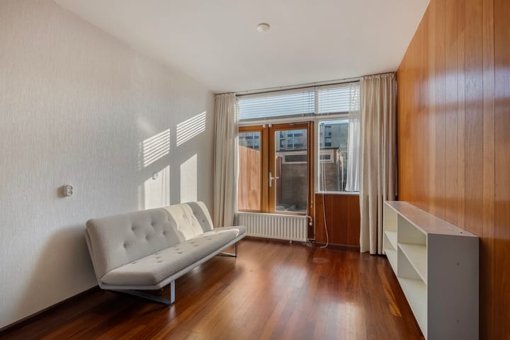 Photo 4 of Miltonstraat 34