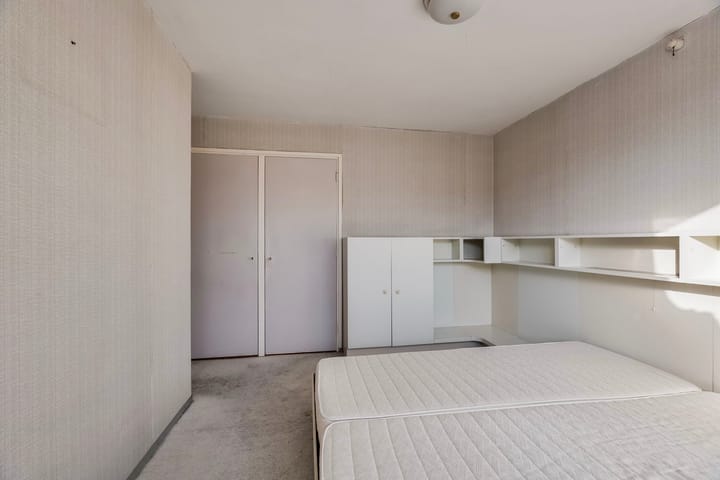 Photo 10 of Miltonstraat 34