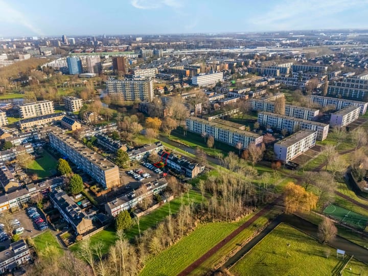 Photo 41 of Miltonstraat 34