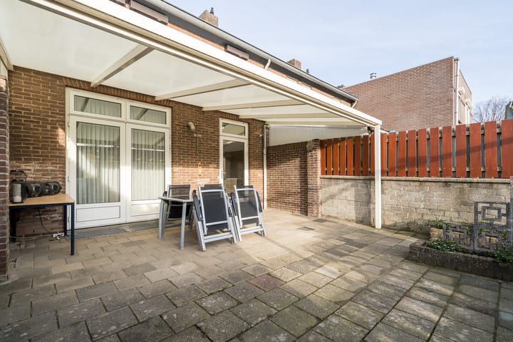 Foto 38 van Julianalaan 62