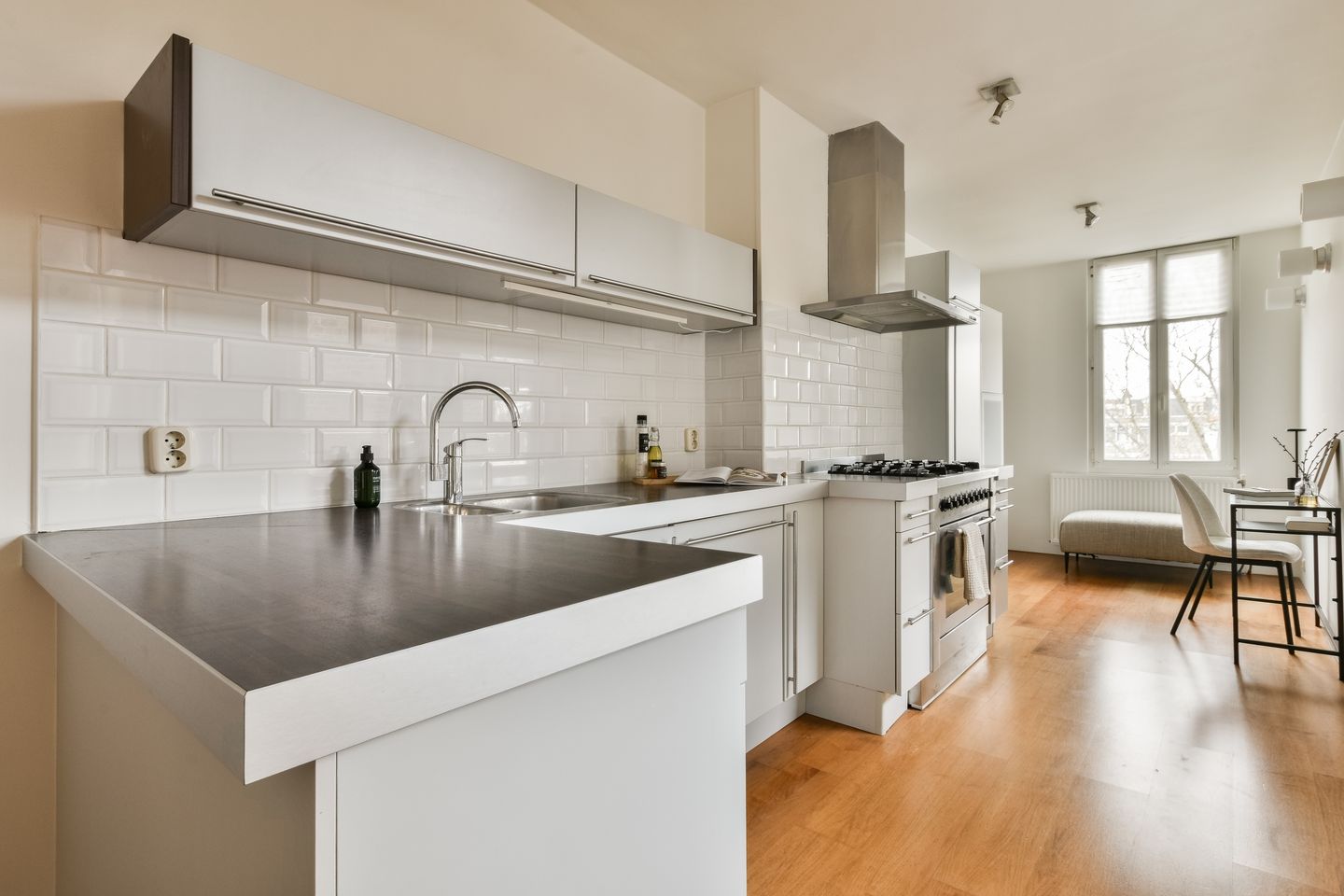 Photo 5 of Pieter Aertszstraat 111-3