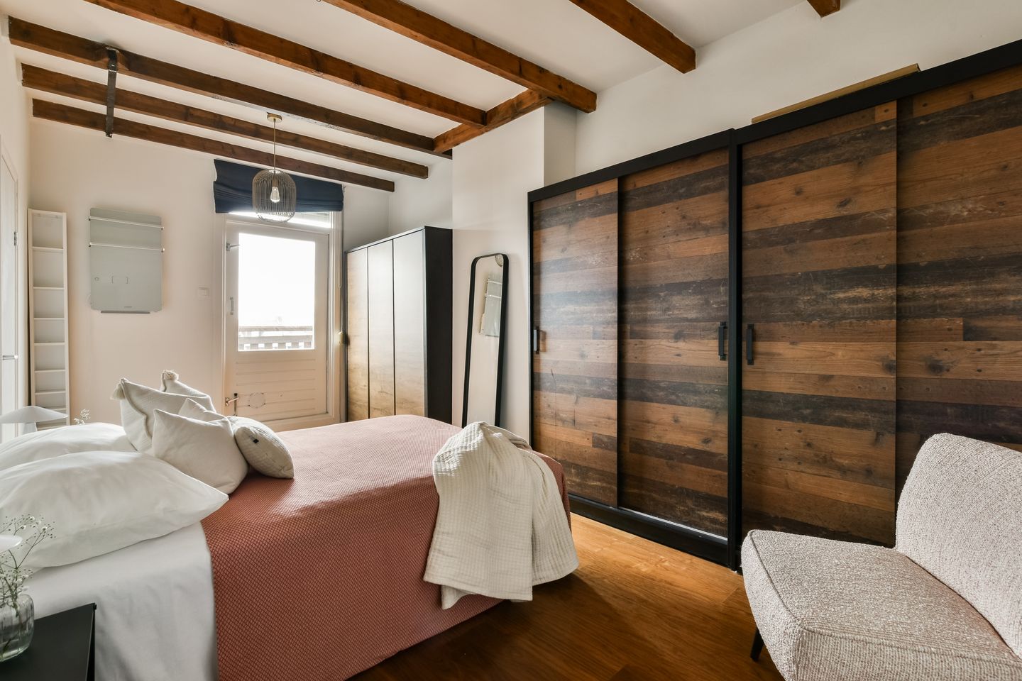 Photo 14 of Pieter Aertszstraat 111-3