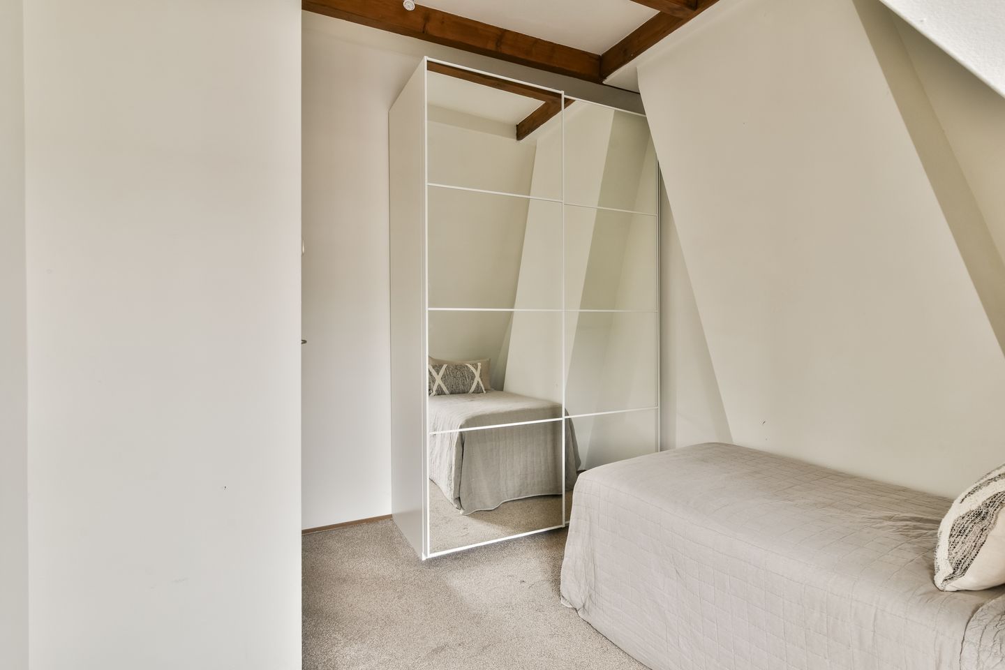 Photo 25 of Pieter Aertszstraat 111-3