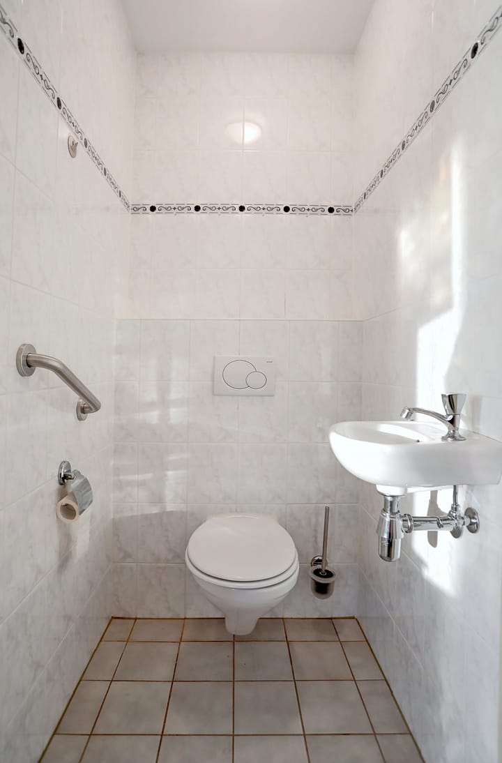 Foto 8 van Warmoeshof 22