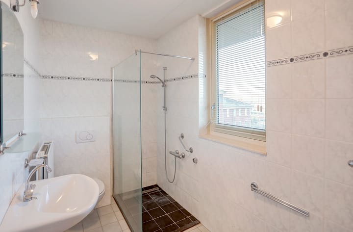 Foto 27 van Warmoeshof 22