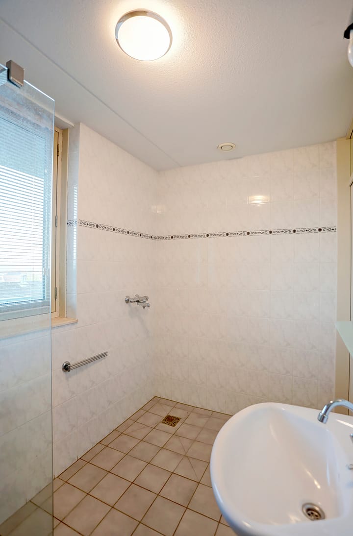 Foto 30 van Warmoeshof 22