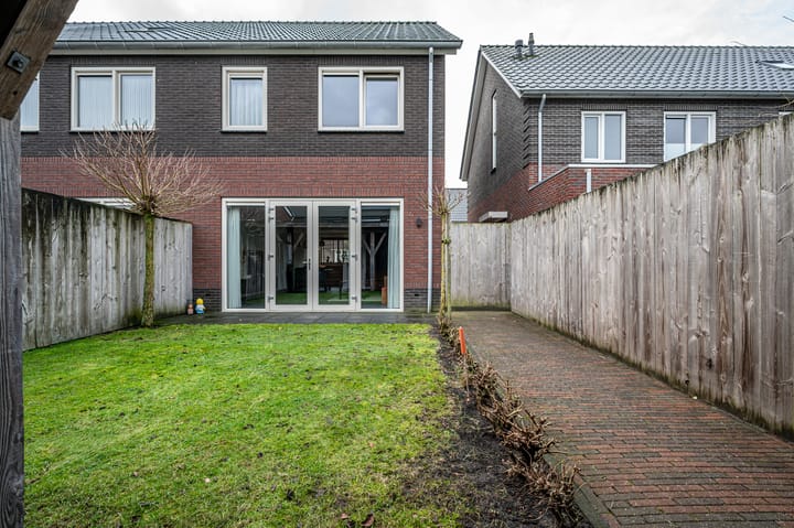 Foto 30 van Iepenlaan 32