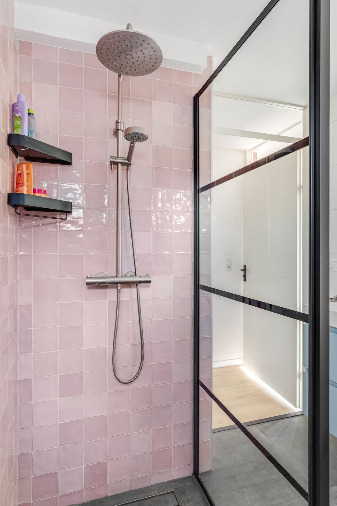 Foto 26 van Langeweideweg 9