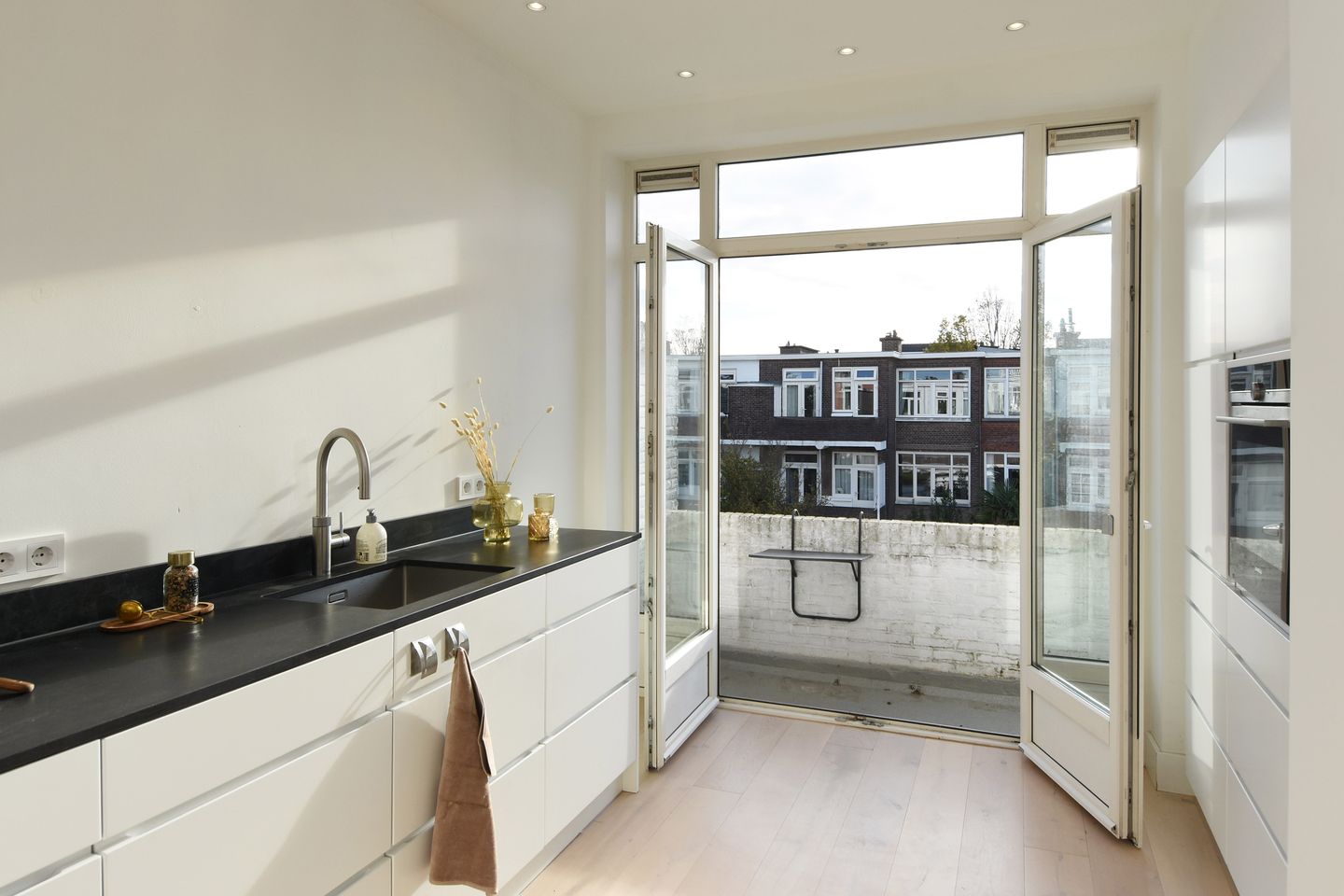 Photo 19 of Perenstraat 164