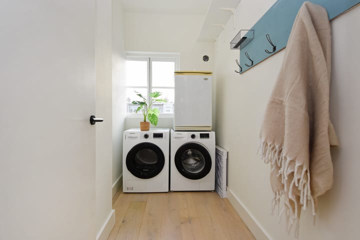 Photo 28 of Perenstraat 164