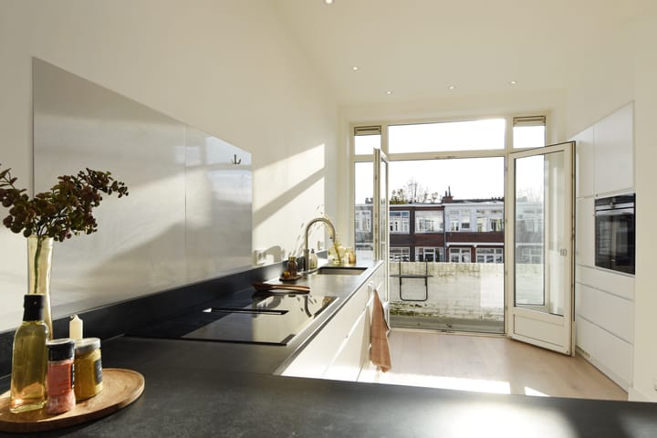 Photo 16 of Perenstraat 164