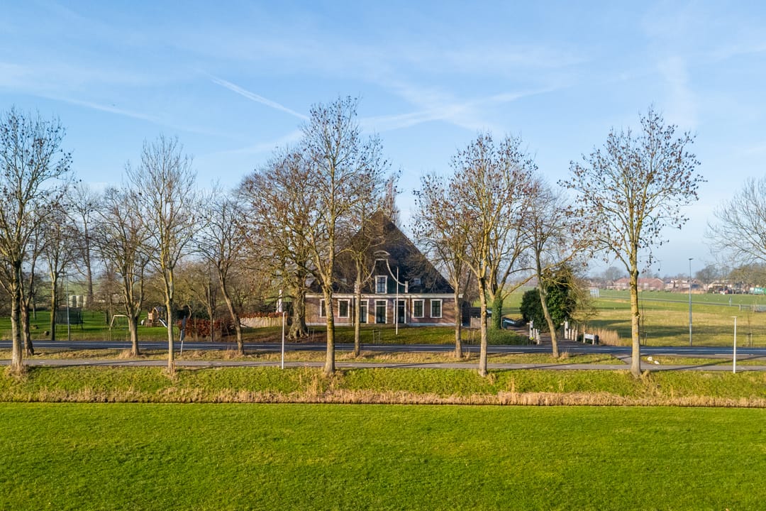 Foto 8 van Middenweg 189