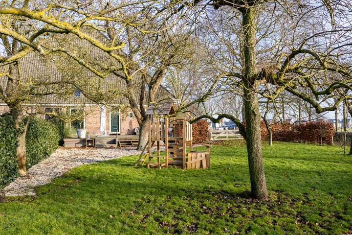 Foto 80 van Middenweg 189