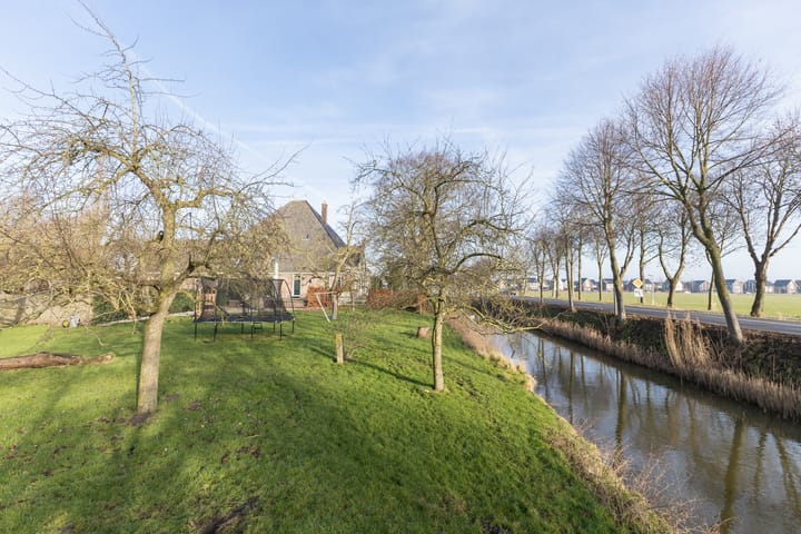 Foto 85 van Middenweg 189