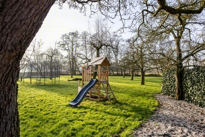 Foto 86 van Middenweg 189