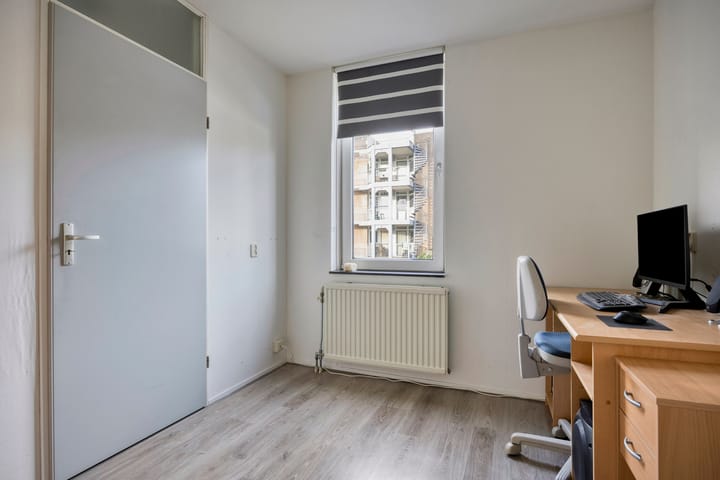 Photo 17 of van de Puttestraat 36