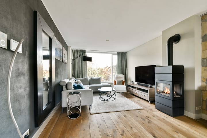 Photo 3 of Molenweg 12